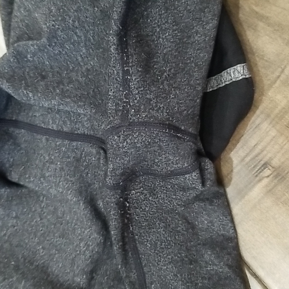 lululemon - Picture 5 of 5